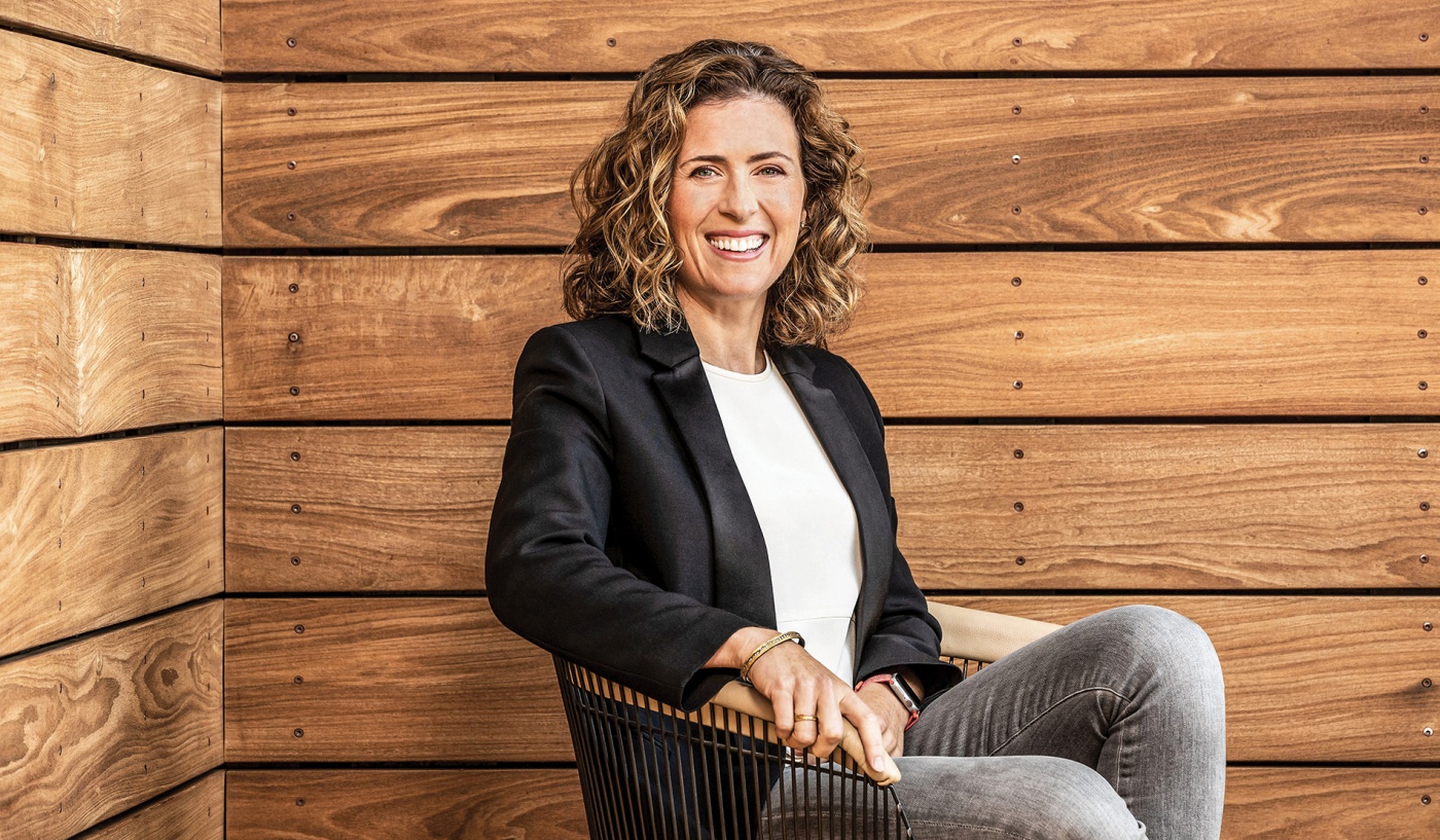 Alison Rosenthal &rsquo;98 smiles